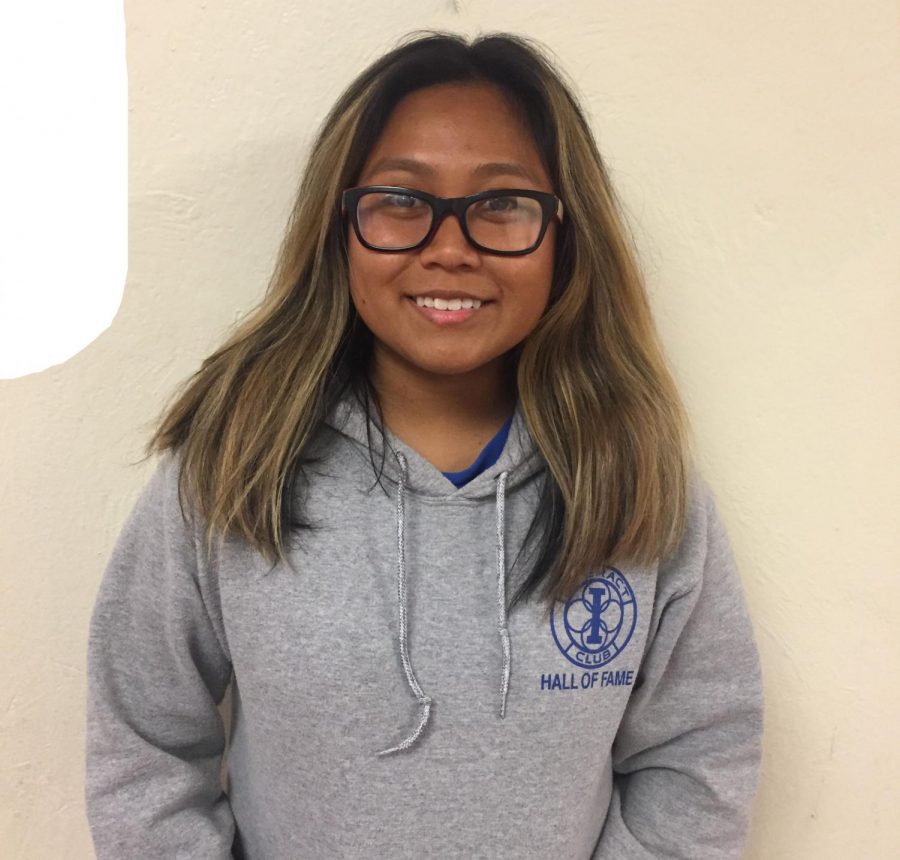 Mingli plans to study marine biology and oceanography.