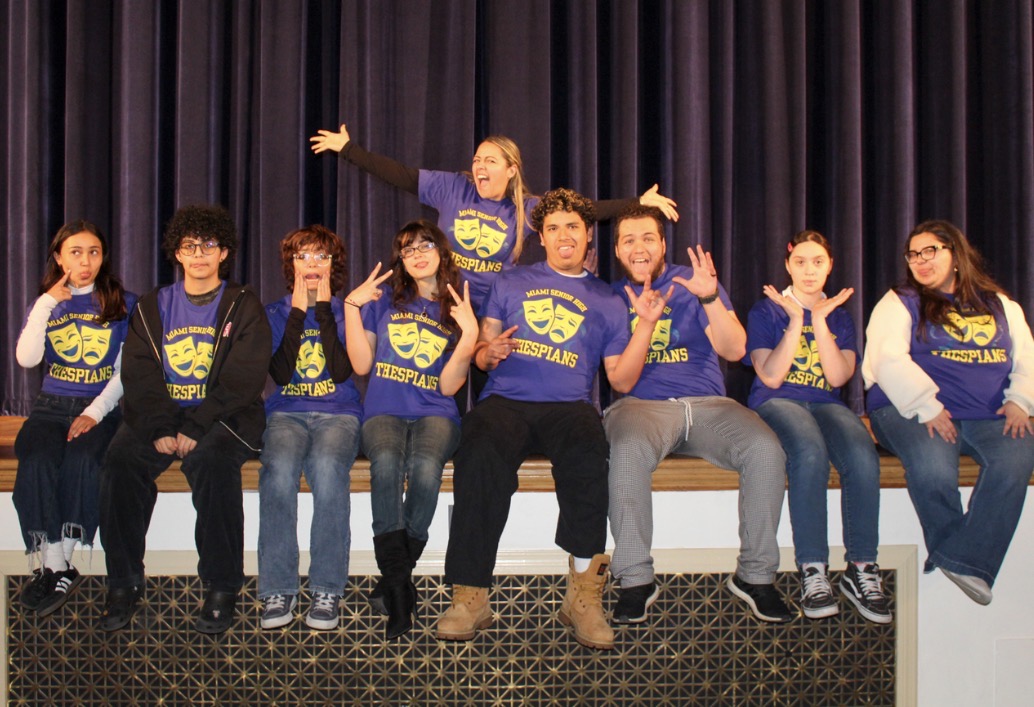 Thespians posing for a group photo!
