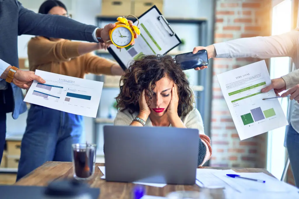 Are Part Time Jobs Worth it While Still in School?