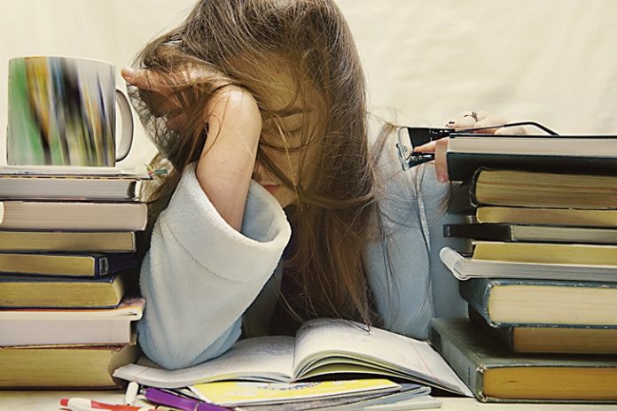 https://www.ezassignmenthelp.com/blog/too-much-homework/